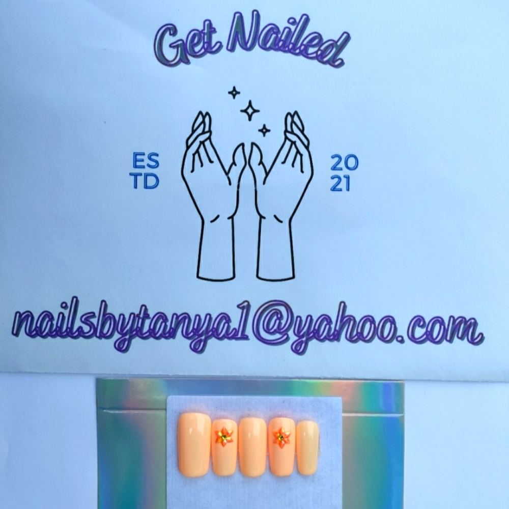Custom Press On Nails,